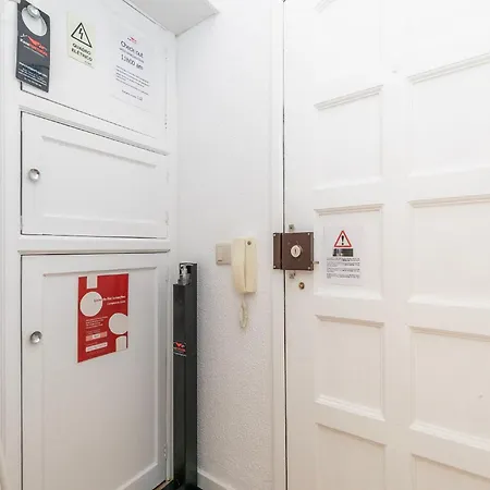 Apartamento Bright Valadim
