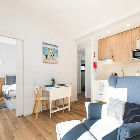 Bright Valadim كاسكايس