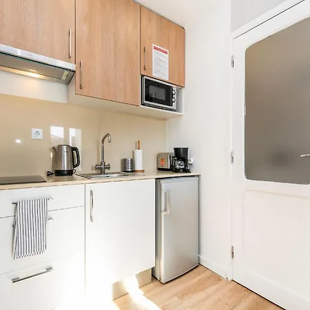 Bright Valadim Apartment *